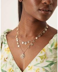 ASOS - Collar De Varias Hileras Con Colgante De Moneda Y Charms De Monedas Pequeñas Texturizadas De - Lyst
