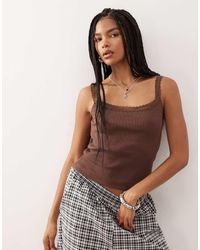 Reclaimed (vintage) - Geribbelde Top Met Lage Ronde Hals En Satijnen Kanten Rand - Lyst