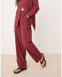 ASOS - Pantalon décontracté à enfiler d'ensemble en crépon - bordeaux - Lyst