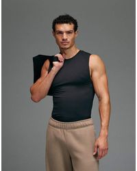 4505 - Seamless Physique Defining Muscle Fit Compression Base Layer Singlet - Lyst