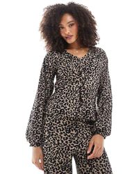 Vero Moda - Top Con Estampado De Y Detalle Anudado En La Parte Delantera De Punto Liso De (Parte De Un Conjunto) - Lyst