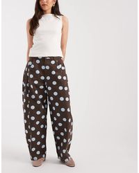 ASOS - Jeans Met Wijde Ronde Pijpen En Halfhoge Taille - Lyst