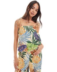 Vero Moda - – plissiertes camisole mit eckigem ausschnitt und palmenblätterprint, kombiteil - Lyst
