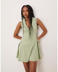 ASOS - Vestido Corto Verde Sin Mangas Con Solapas Y Falda De Godets De - Lyst