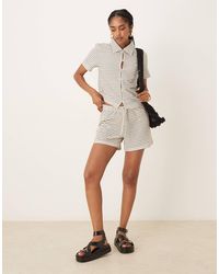Aware - Short d'ensemble décontracté en maille - noir et - Lyst