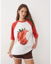 ASOS - Oversized Raglan T-shirt With Strawberry Graphic - Lyst