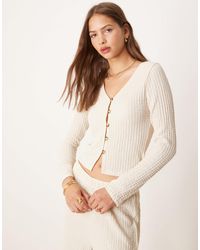 ASOS - Gilet d'ensemble en maille côtelée à manches longues et col v - écru - Lyst