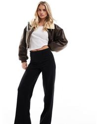 Bershka - Petite High Waisted Wide Leg Tailored Trousers - Lyst