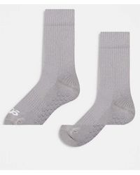 4505 - Icon 2 Pack Non Slip Grip Pilates Crew Socks - Lyst