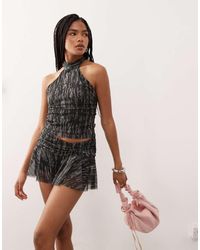 Collusion - Top Con Estampado De Camuflaje Y Cuello Halter Subido De (Parte De Un Conjunto) - Lyst