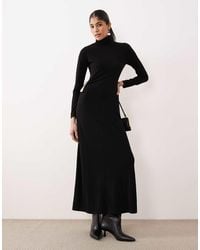 Mango - Hoogsluitende Maxi-Jurk Met Lange Mouwen En Hardware-Detail - Lyst