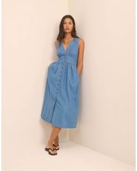Nobody's Child - Mid-Wash Denim Sleeveless Starlight Midi Dress - Lyst