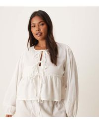 Esmee Curve - Exclusive Tie Front Long Sleeve Beach Top Co-Ord - Lyst