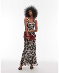 TOPSHOP - Robe longue double épaisseur à encolure bénitier et imprimé fleurs - noir et blanc - Lyst