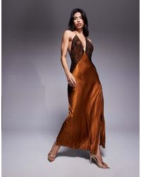 Bardot - Vestido Largo Marrón Tofe Con Cuello Halter Estrella De - Lyst