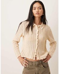 Jdy - Cárdigan Color Crema Con Cuello Tipo Polo De Punto Calado De -Blanco - Lyst