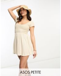 ASOS - Asos design petite - robe courte effet froissé à mancherons avec encolure dégagée et fronces - sable - Lyst