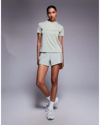 New Balance - Rc - short 3 pouces - clair - Lyst
