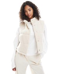 ONLY - Chaleco Acolchado De Borreguito De -Neutro - Lyst