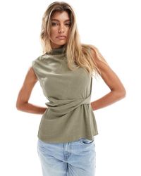 ASOS - Mouwloze Top Met Linnenlook, Gedrapeerde Halslijn En Gedraaid Detail - Lyst