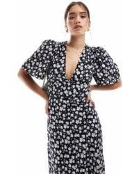 Glamorous - V-Neck Maxi Tea Dress - Lyst
