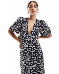 Glamorous - V-Neck Maxi Tea Dress - Lyst