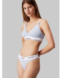 Calvin Klein - Bralette Azul Claro Triangular Con Forro Ligero Y Cinta Del Logo Modern Cotton De Maternity - Lyst