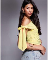 ASOS - Top Van Gladde Stof Met Blote Schouder En Strikdetail - Lyst