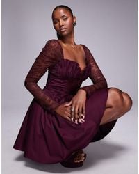 ASOS - Mini-Jurk Met Structuur En Ruches Aan De Zoom En Geplooide, Doorschijnende Kanten Mouw - Lyst