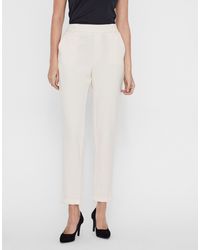 Vero Moda - Pantalones color crema - Lyst