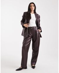 ASOS - – plissierte barrel-leg-hose aus kunstleder - Lyst