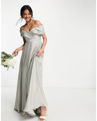 ASOS - L'invitée - robe longue en satin avec encolure bardot et jupe fluide - sauge - Lyst