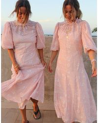 Labelrail - X collyer twins - vestito lungo al polpaccio accollato pallido con ricamo trasparente - Lyst