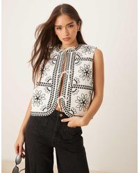 Nobody's Child - Chaleco Monocromático Con Bordado Y Detalle De Lazada Layla De - Lyst