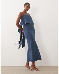 ASOS - Mehrlagiges satin-maxikleid mit trägern - Lyst
