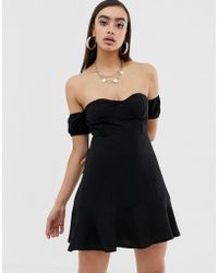 Dénudées Superposition Et À Avec Robe Noir Courte En Cœur Épaules Encolure vwmn0N8