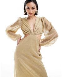 Pretty Lavish - Vestito lungo plissé con maniche a palloncino color - Lyst