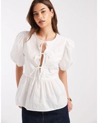 Pieces - Poplin Tie Front Puff Sleeve Top - Lyst