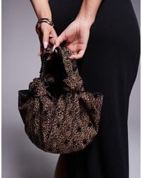 ASOS - – lässige, verzierte clutch-tasche mit leopardenmuster und geknoteten griffen - Lyst
