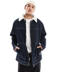 Wrangler - – casey jones – workwear-jacke aus denim mit sherpa-teddyfellfutter und dunkler waschung - Lyst
