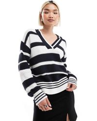 French Connection - Gestreepte Varsity-Trui Met V-Hals - Lyst