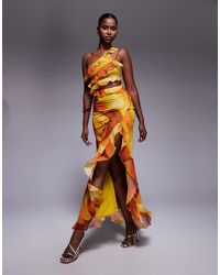 ASOS - – maxikleid mit one-shoulder-träger, rüschen und abstraktem muster - Lyst