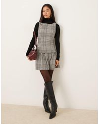 ASOS - Vestido Corto Gris A Cuadros Sin Mangas Con Cuello Recto Y Cintura Baja De - Lyst