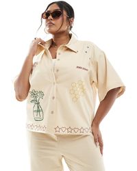 Renee Studio - Renée studio plus - chemise d'ensemble boutonnée en lin mélangé avec détails brodés - beige - exclusivité - Lyst