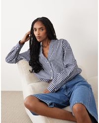ARKET - – seersucker-bluse mit dunkelblauem vichy-karomuster und ballonsaum - Lyst