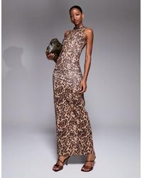 New Look - Vestido Midi Marrón Ceñido Con Estampado De Leopardo Y Lazo Al Cuello De - Lyst