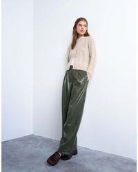TOPSHOP - Pantalones Caquis De Talle Alto Y Pernera Recta Con Pinzas De Cuero Sintético De -Verde - Lyst