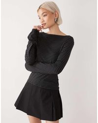 Weekday - Top Gris Oscuro Y Negro A Rayas De Manga Larga Con Cuello Barco De Tejido Muy Suave Annie De - Lyst