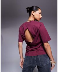 ASOS - Getailleerd T-Shirt Met Overslag En Uitsnijding - Lyst