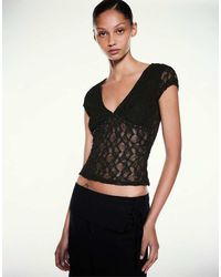 Pull&Bear - T-Shirt Van Kant Met Studs - Lyst